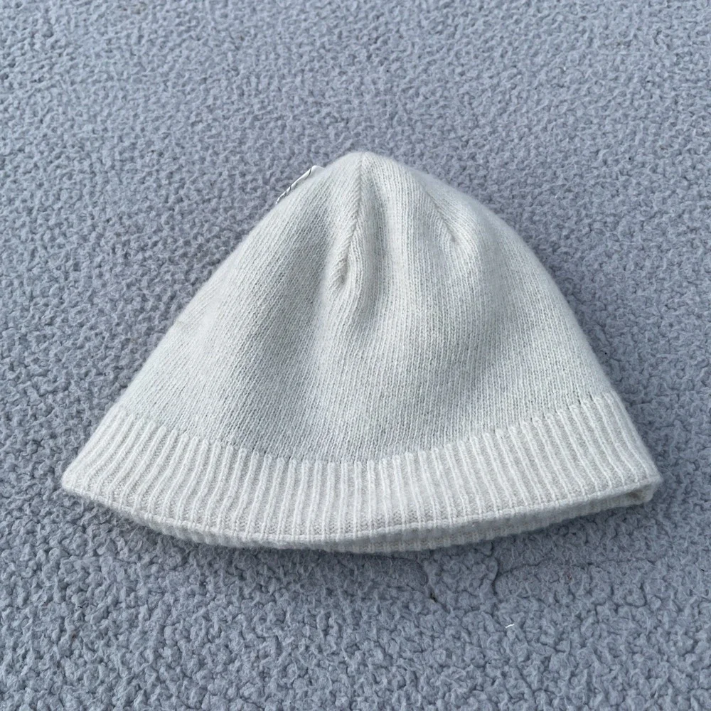 Carhartt Hat Beanies Womens One Size Lot Of 2 Purple White Knit Logo Work Winter